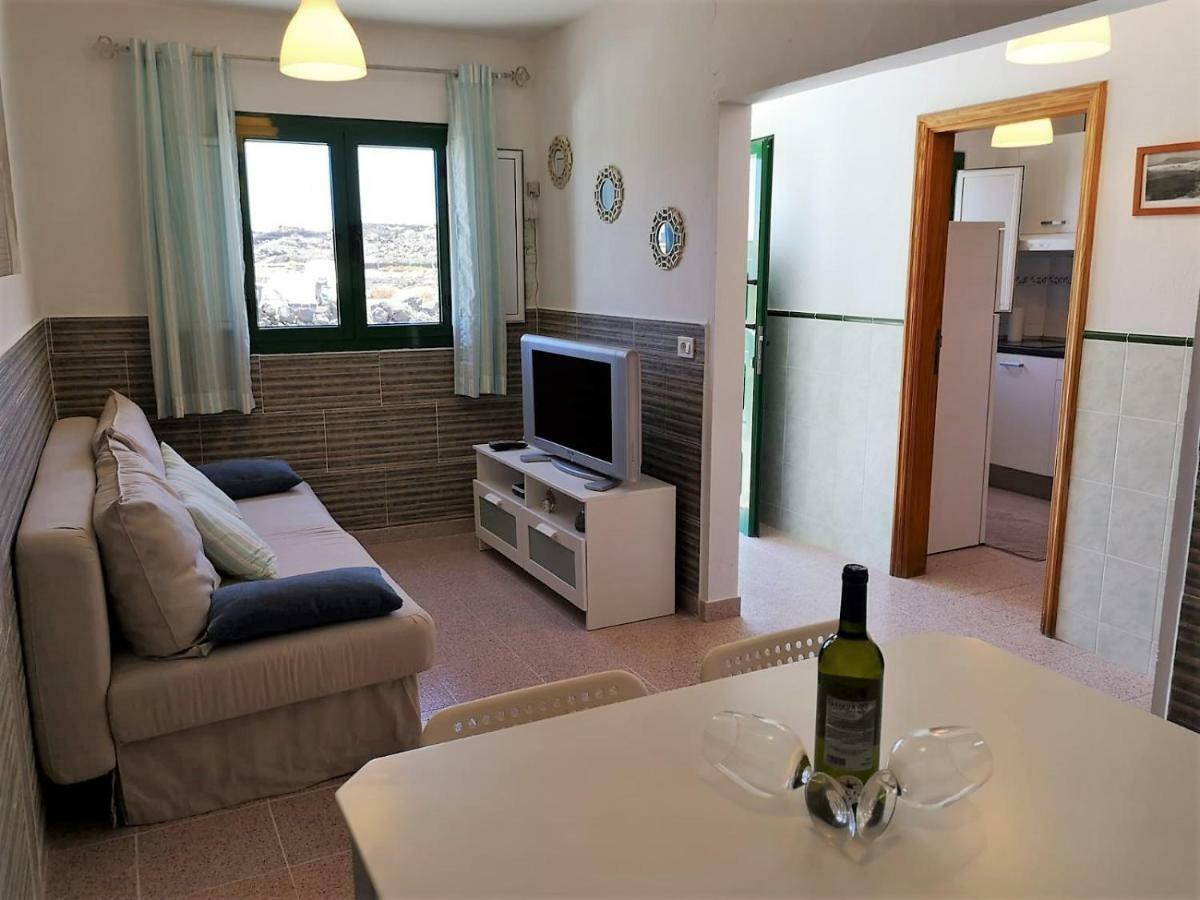 Isamar Playa Apartment Orzola Exterior photo