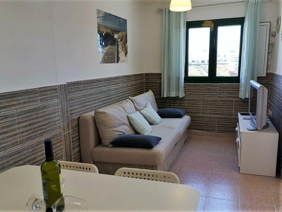 Isamar Playa Apartment Orzola Exterior photo